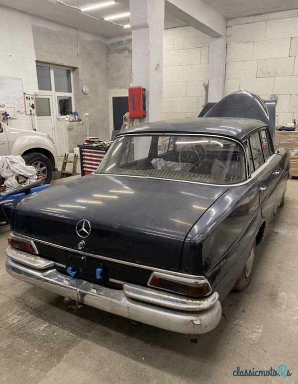 1965' Mercedes-Benz Klasa E photo #3