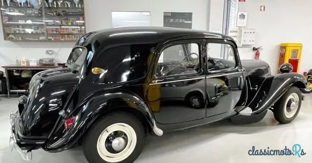1954' Citroen 11 photo #3