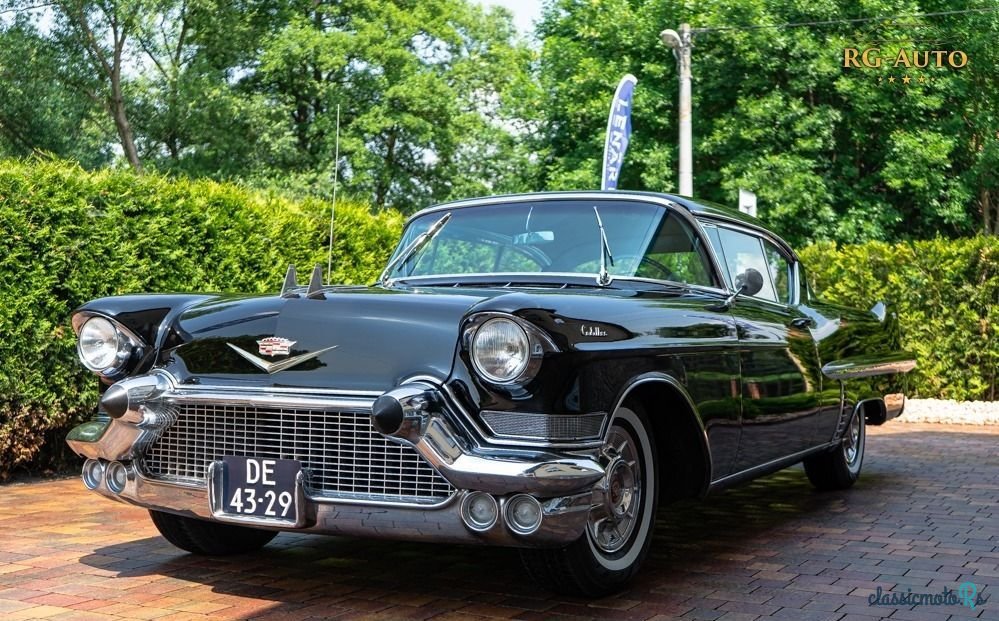 1957' Cadillac Deville photo #2
