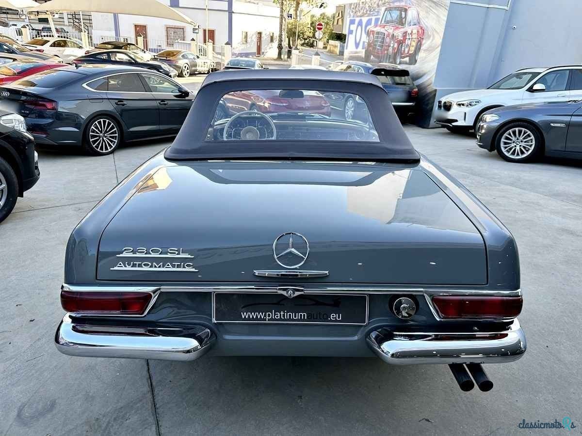 1965' Mercedes-Benz 230 photo #4