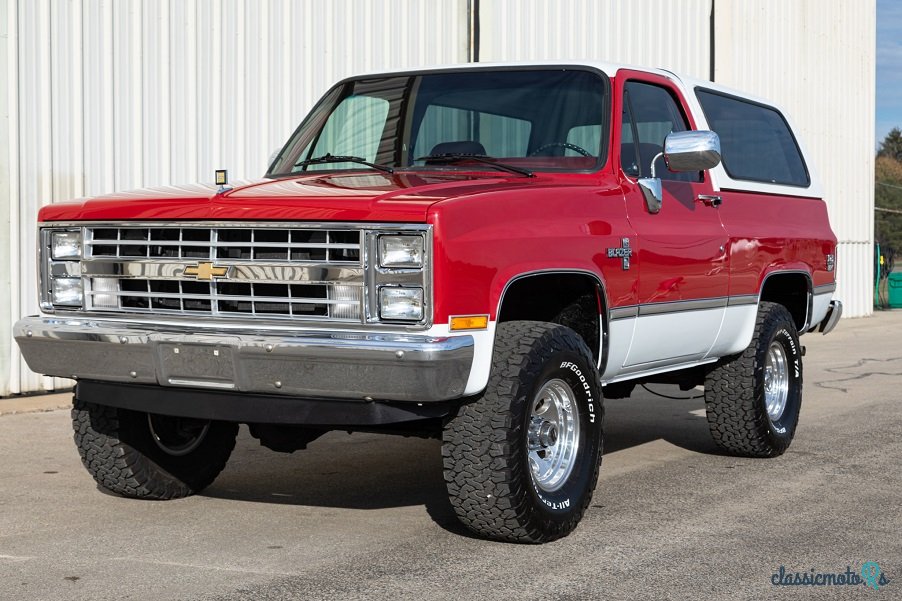 1987' Chevrolet Blazer photo #1