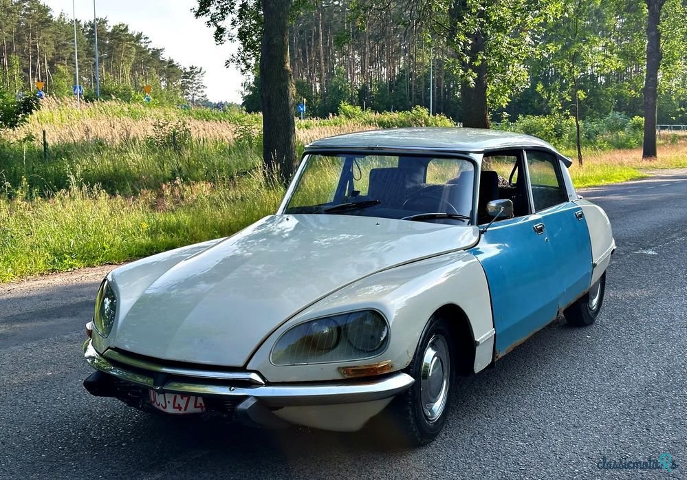 1973' Citroen DS photo #2