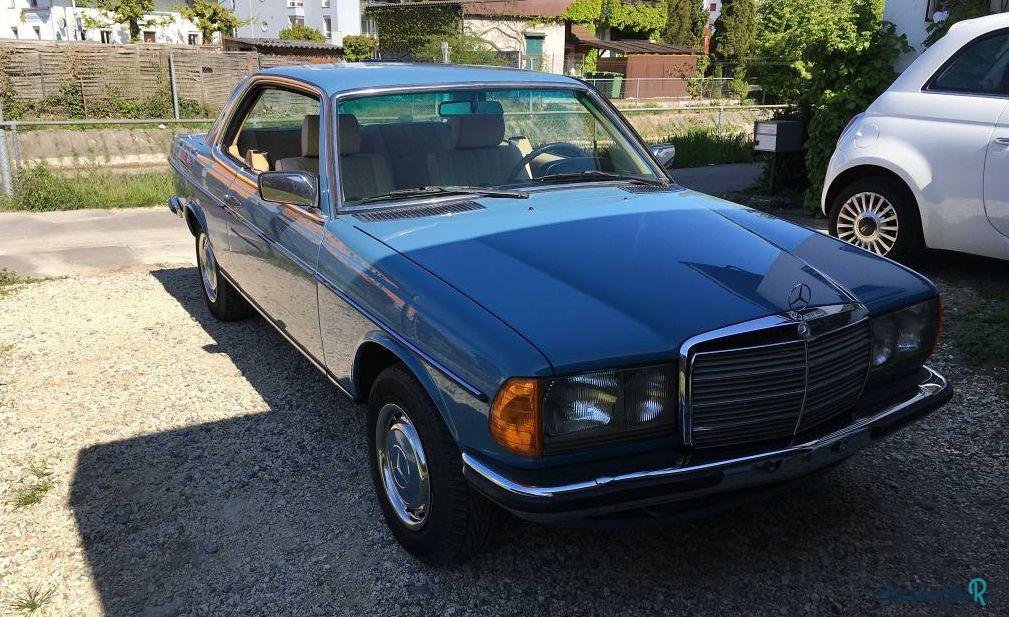 1983' Mercedes-Benz 230 photo #3