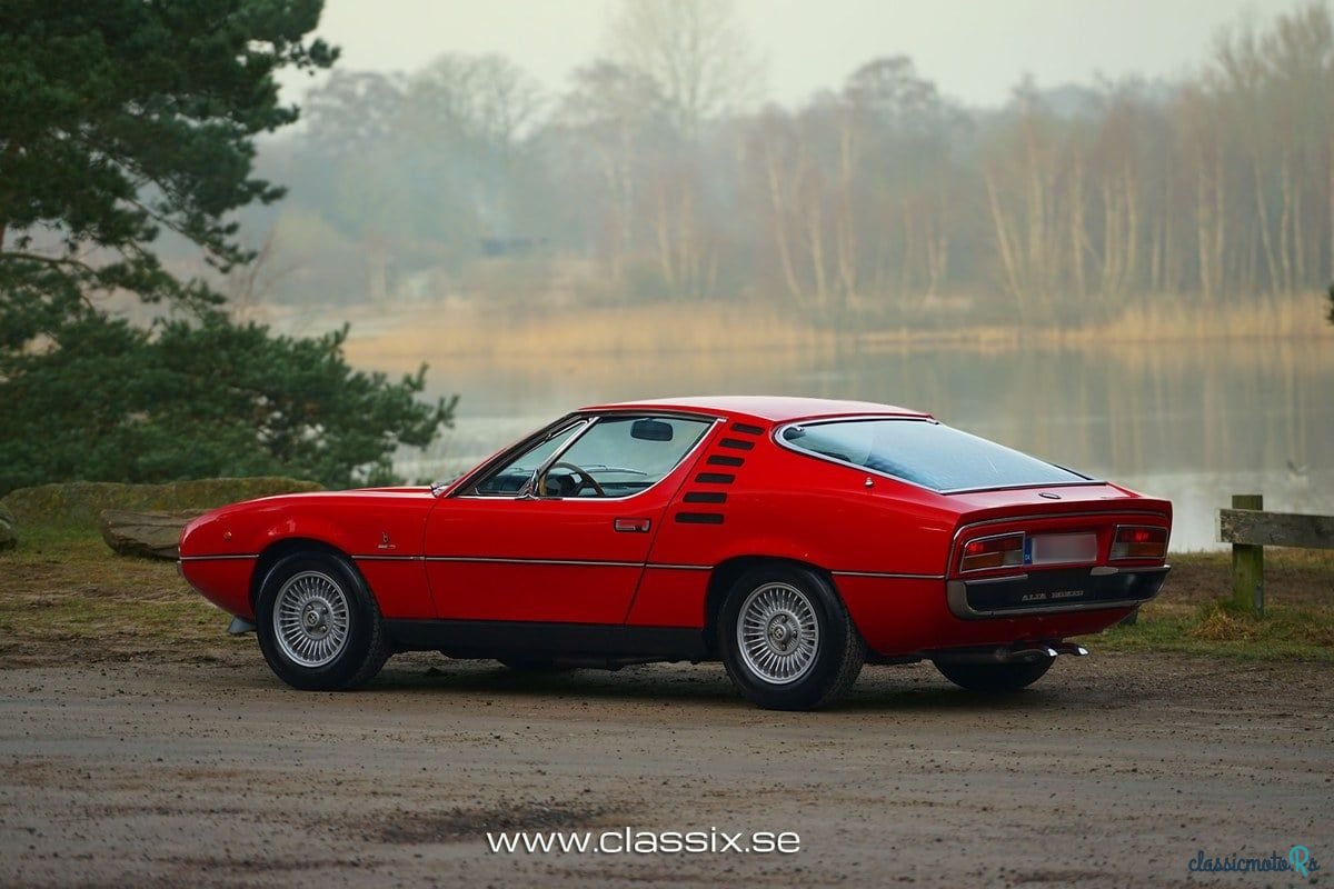 1976' Alfa Romeo Montreal photo #2
