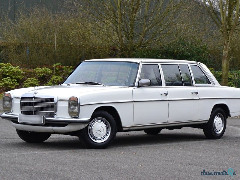 1974' Mercedes-Benz 240 photo #1