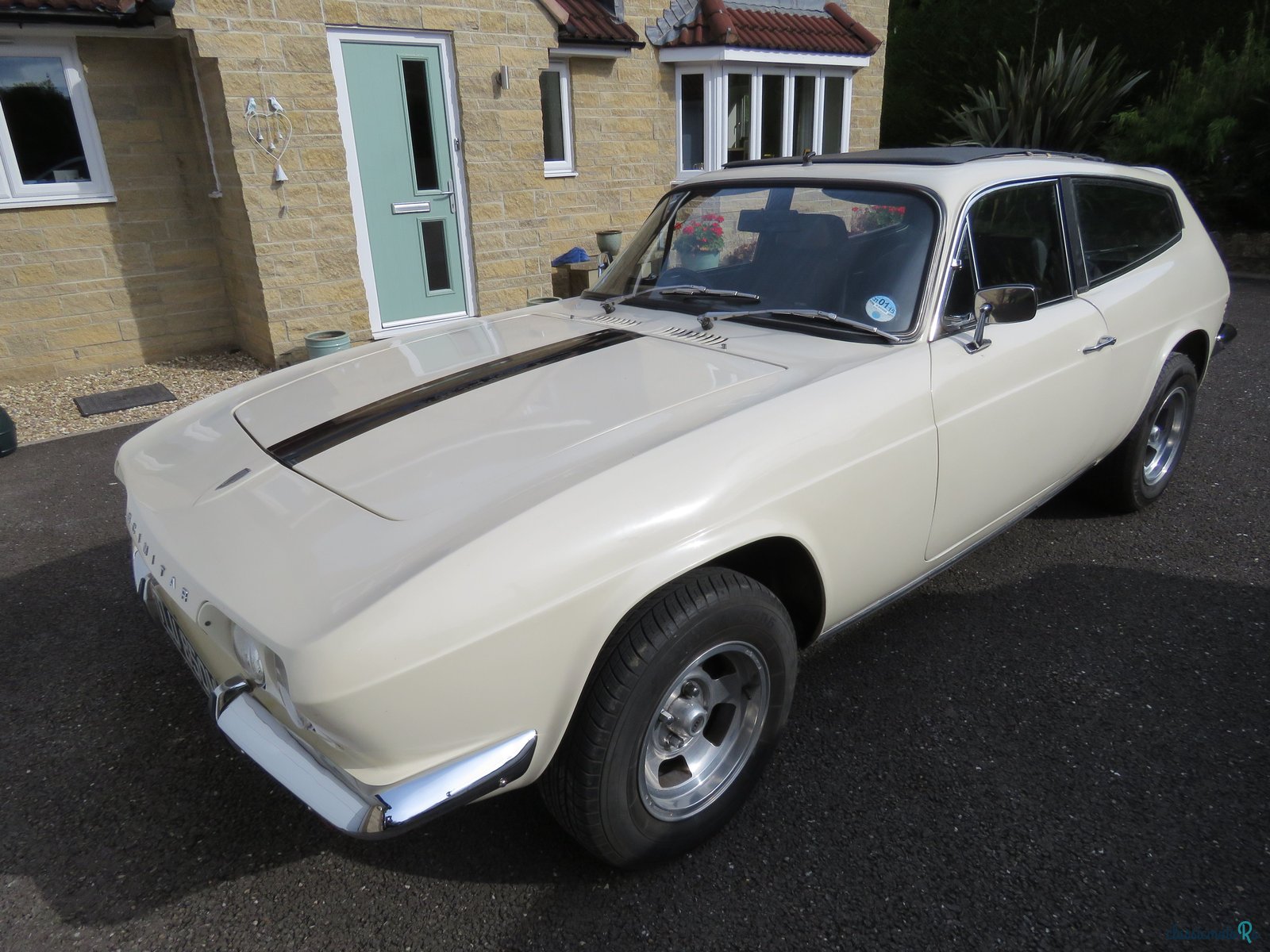1974' Reliant Scimitar photo #1