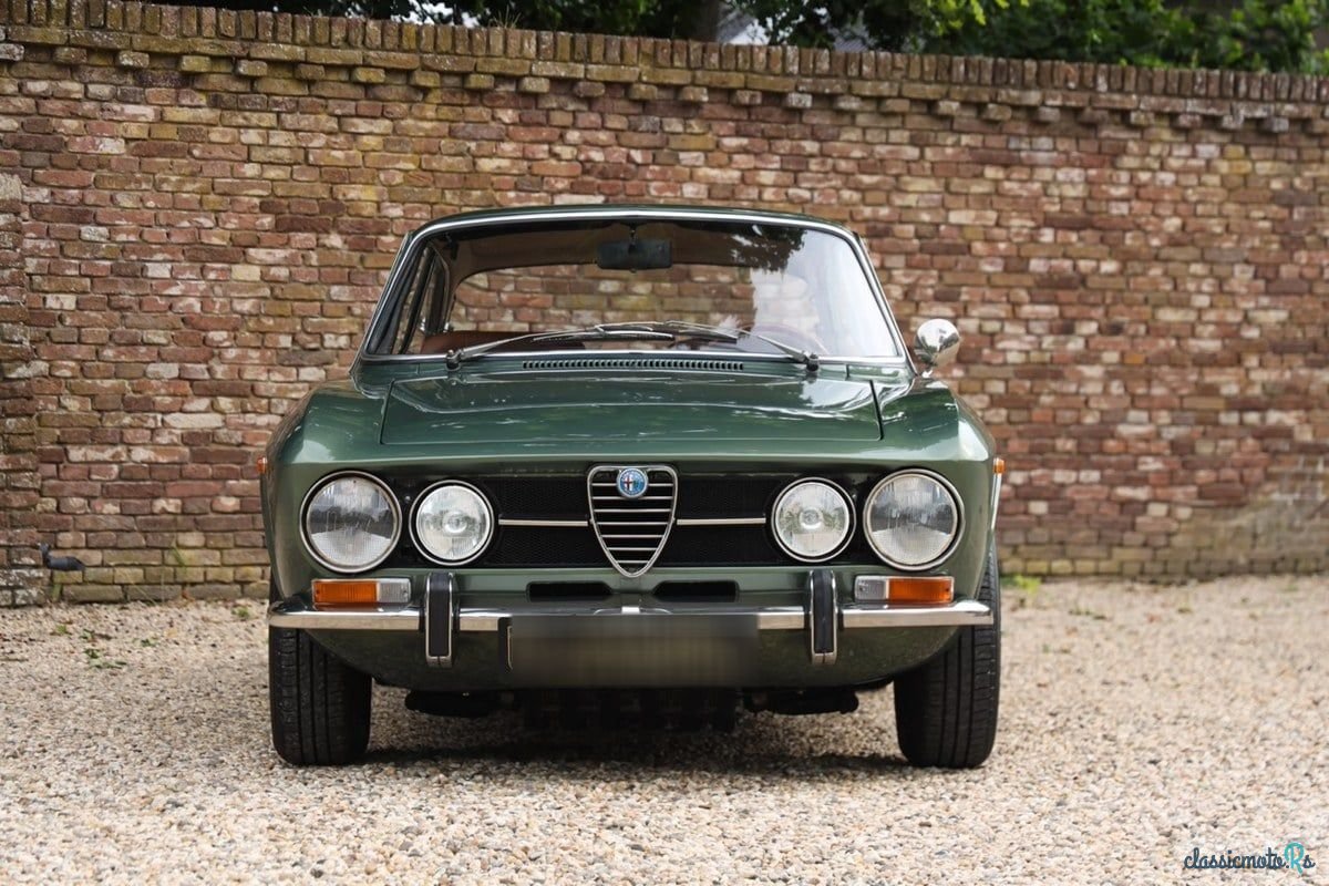 1971' Alfa Romeo 1750 photo #6