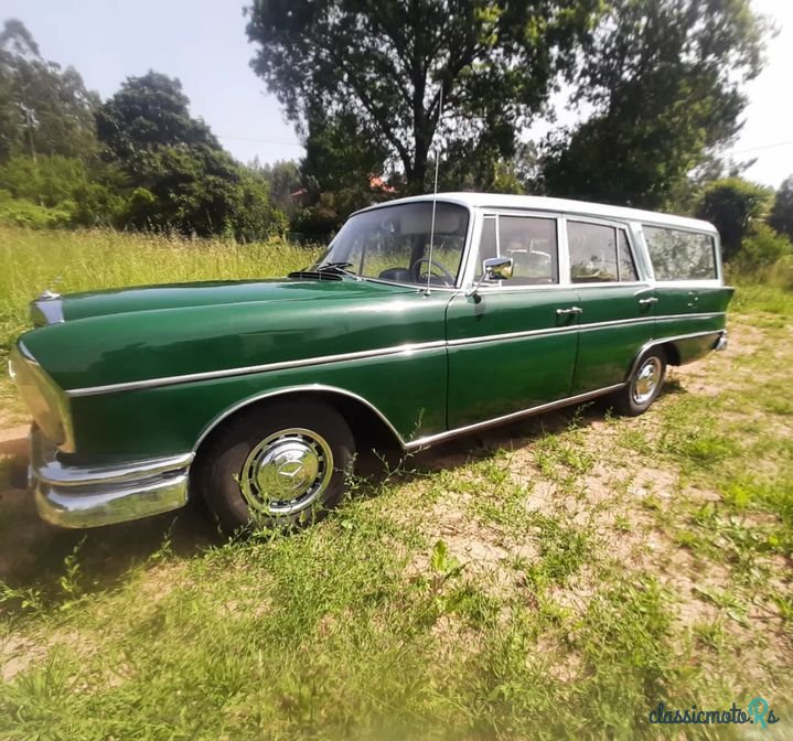 1963' Mercedes-Benz 220 photo #4