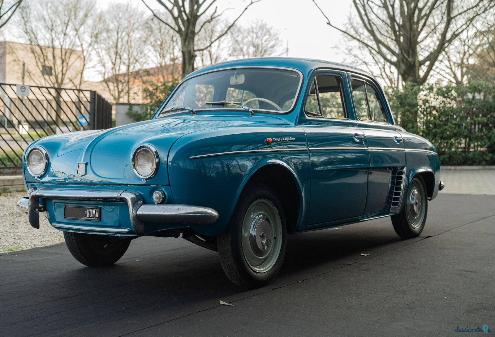 1961' Alfa Romeo Dauphine photo #1