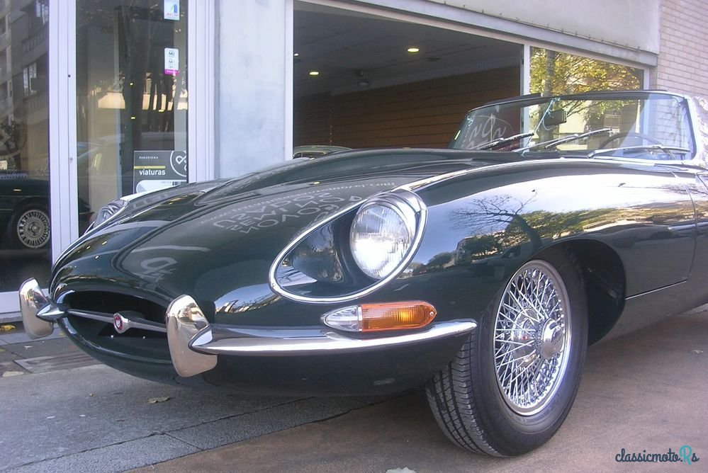 1968' Jaguar E-Type photo #2