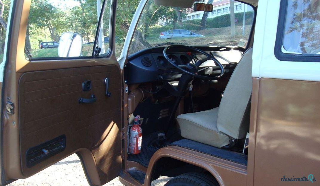 1977' Volkswagen Type-2 photo #2