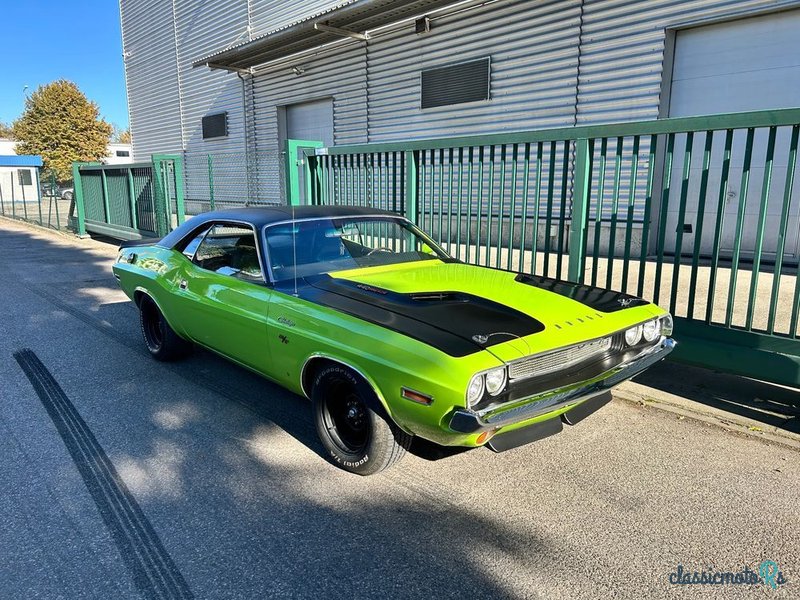 1970' Dodge Challenger photo #4