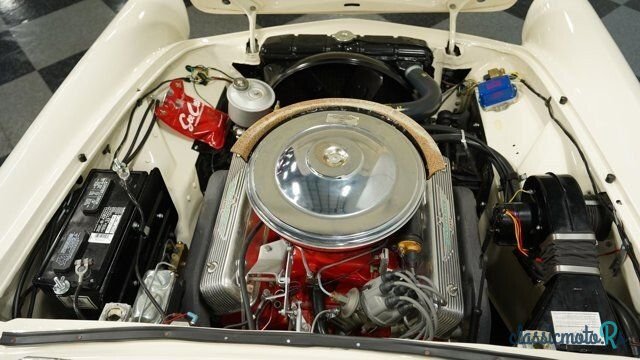 1957' Ford Thunderbird photo #3