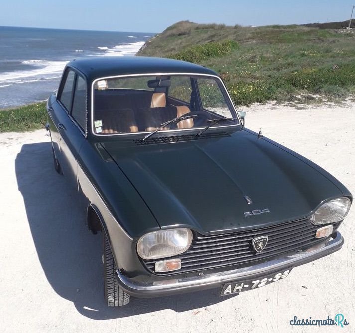 1969' Peugeot 204 photo #2