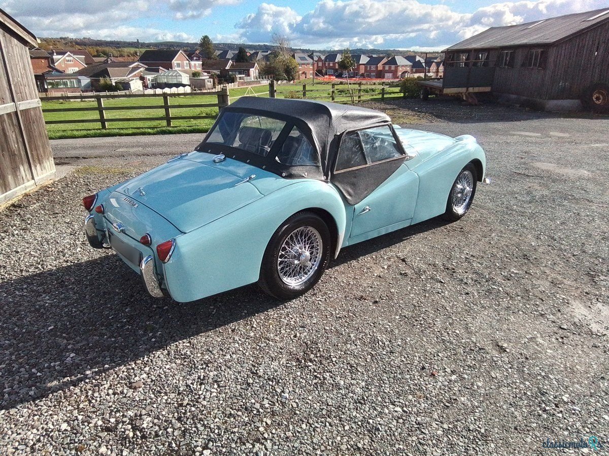 1960' Triumph TR3 photo #4