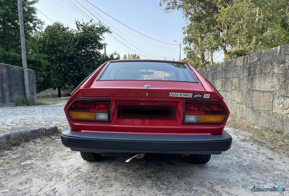 1982' Alfa Romeo GTV photo #5