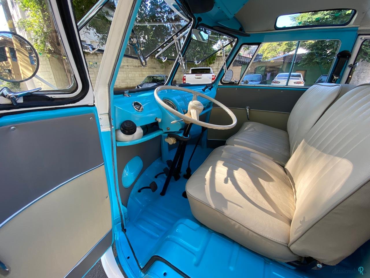 1973' Volkswagen Pickup T1 SAMBA REPLICA photo #5