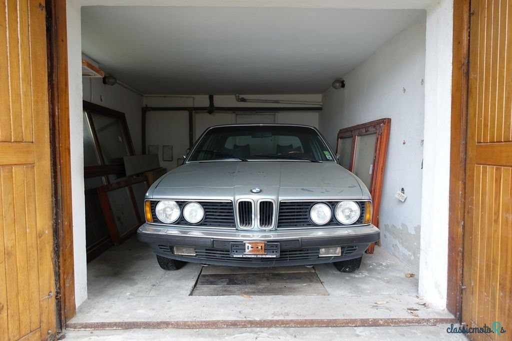 1980' BMW Seria 7 photo #3