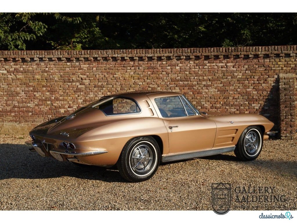 1963' Chevrolet Corvette photo #2