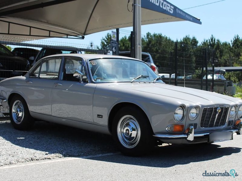 1980' Jaguar XJ photo #1