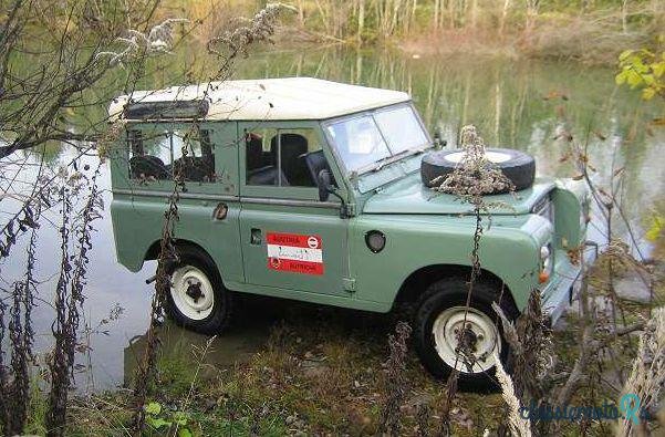 1981' Land Rover Defender photo #2