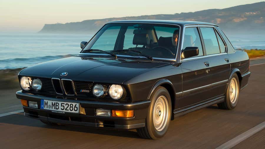 BMW M5 E28 (1984-1987): el primero de la saga