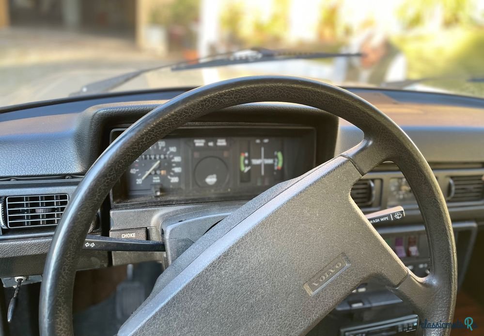 1976' Volvo 244 photo #3