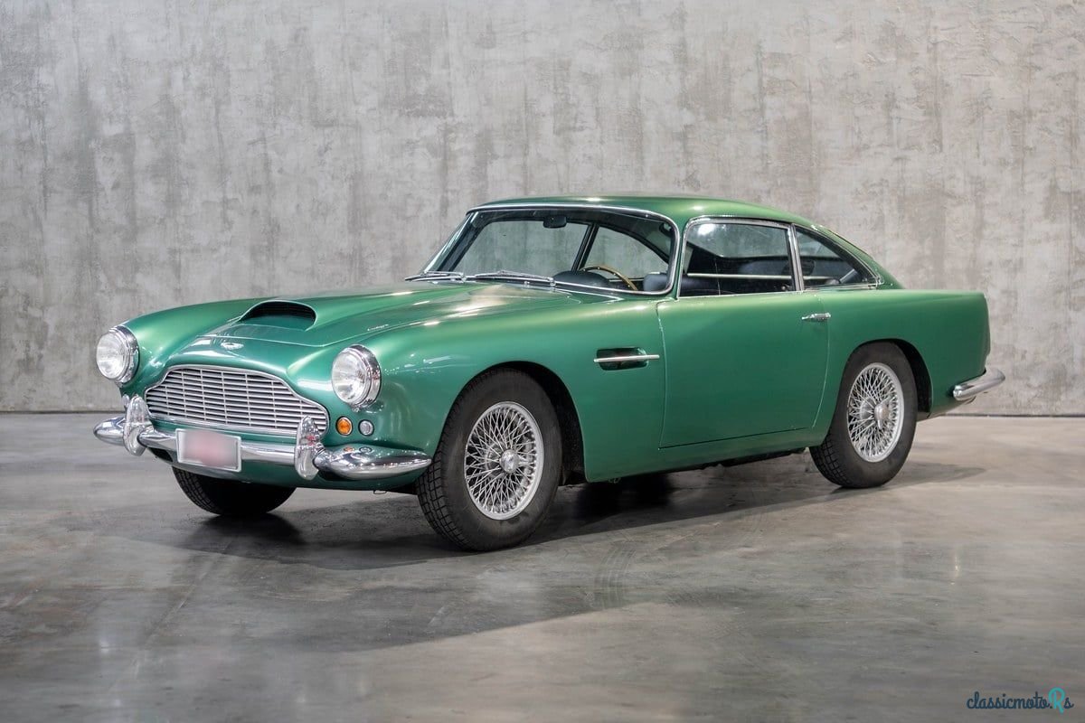 1960' Aston Martin DB4 photo #1