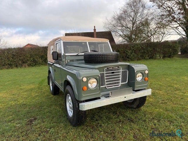 1976' Land Rover Series III photo #6