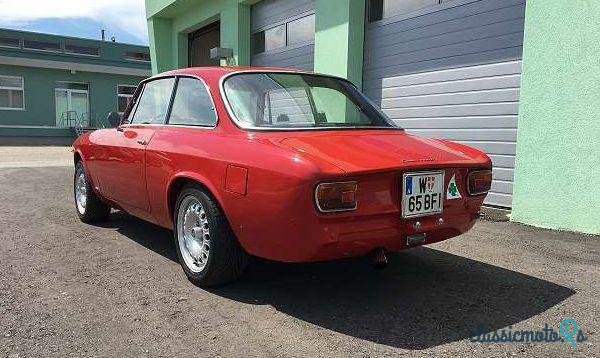 1966' Alfa Romeo Giulia photo #5