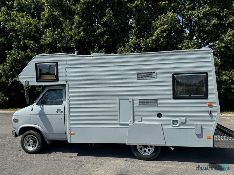 1978' Chevrolet G30 photo #6