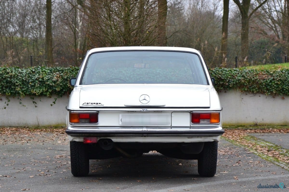 1974' Mercedes-Benz 240 photo #4