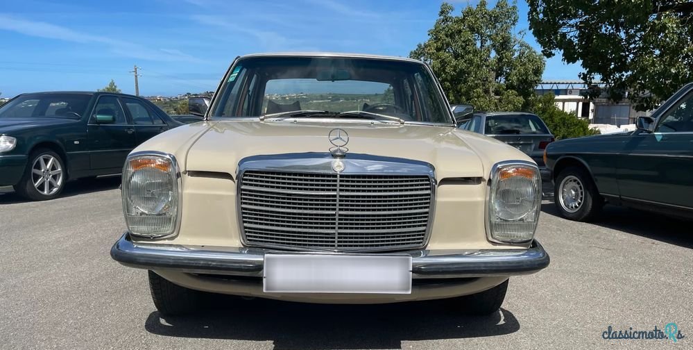 1976' Mercedes-Benz 220 photo #2