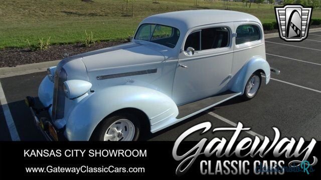 1935' Pontiac photo #1