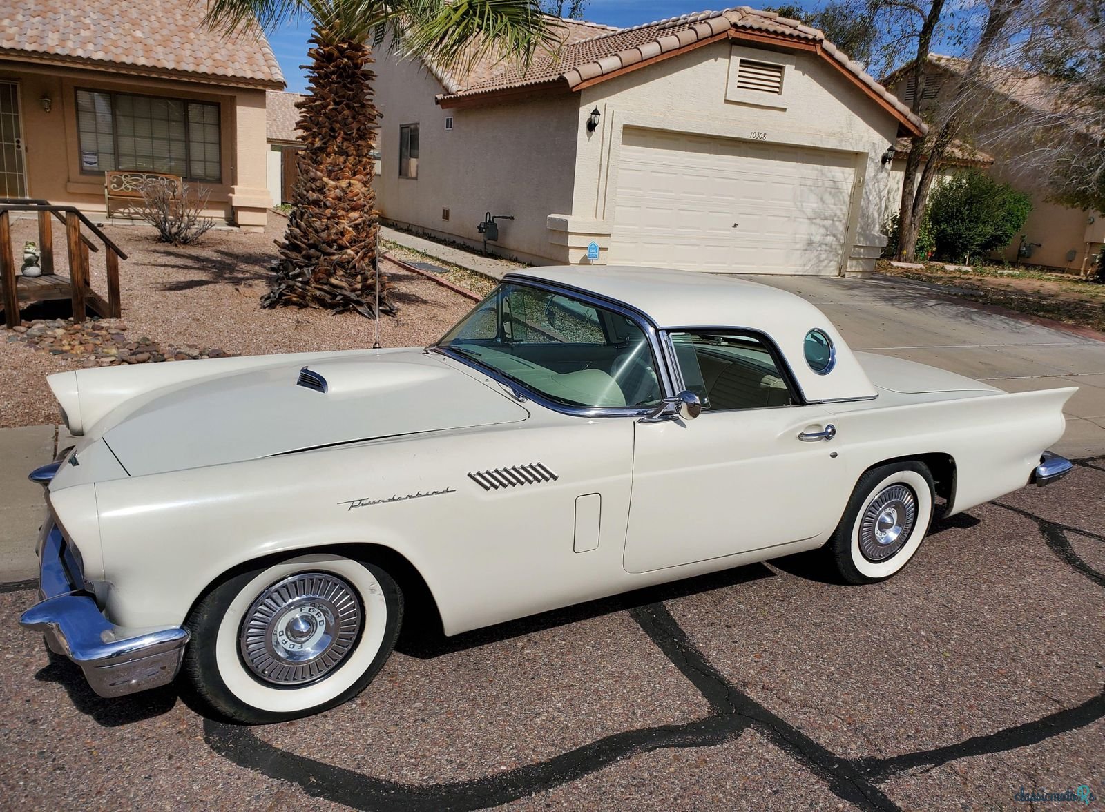 1957' Ford Thunderbird photo #1