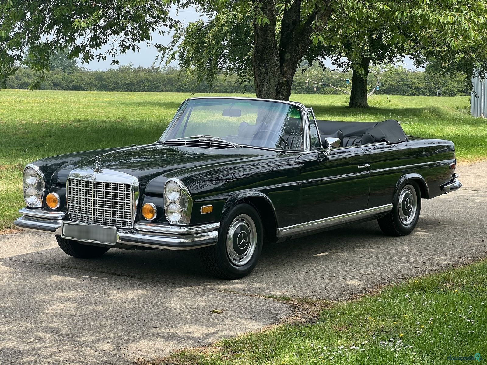 1971' Mercedes-Benz 280Se 3.5 photo #2