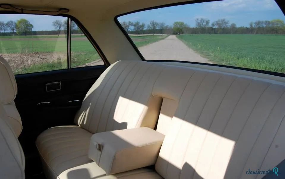 1974' Mercedes-Benz W115 photo #5