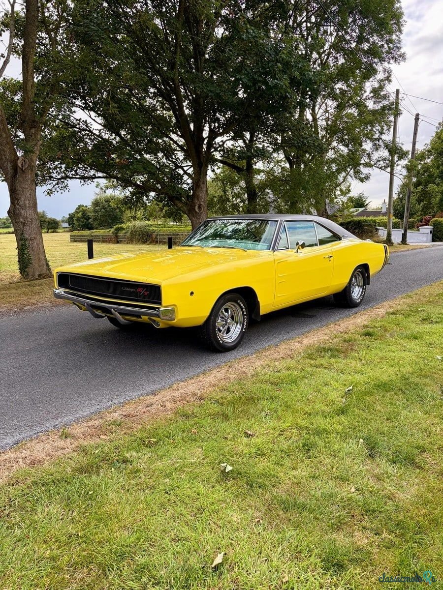 1968' Dodge Charger photo #2
