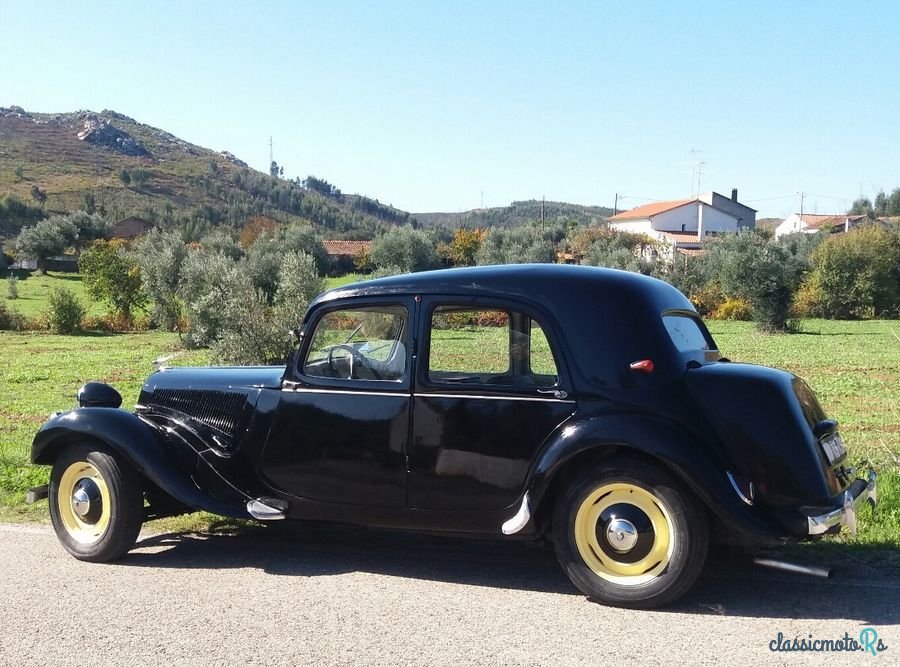 1952' Citroen 11 photo #1