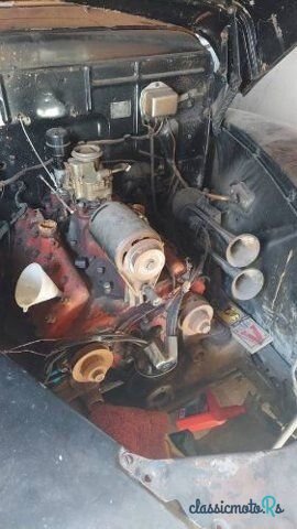 1941' Ford Super Deluxe photo #2