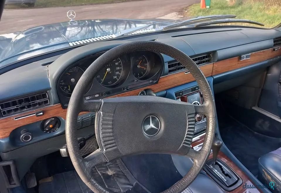 1975' Mercedes-Benz Klasa S photo #4