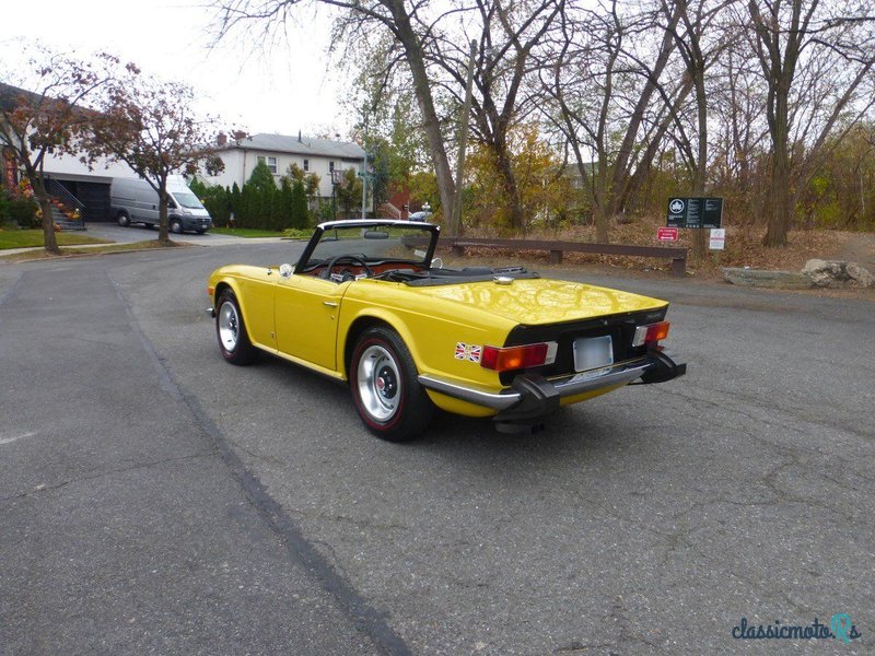 1974' Triumph TR6 photo #5