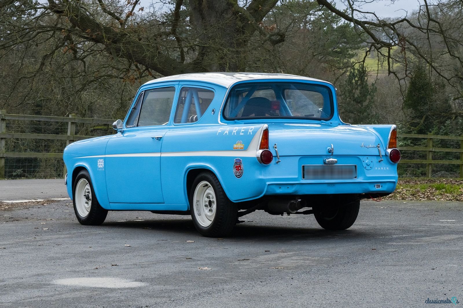 1964' Ford Anglia photo #5