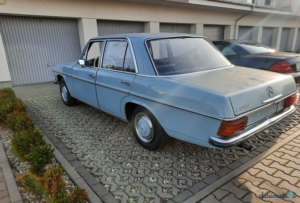1971' Mercedes-Benz W123 photo #3