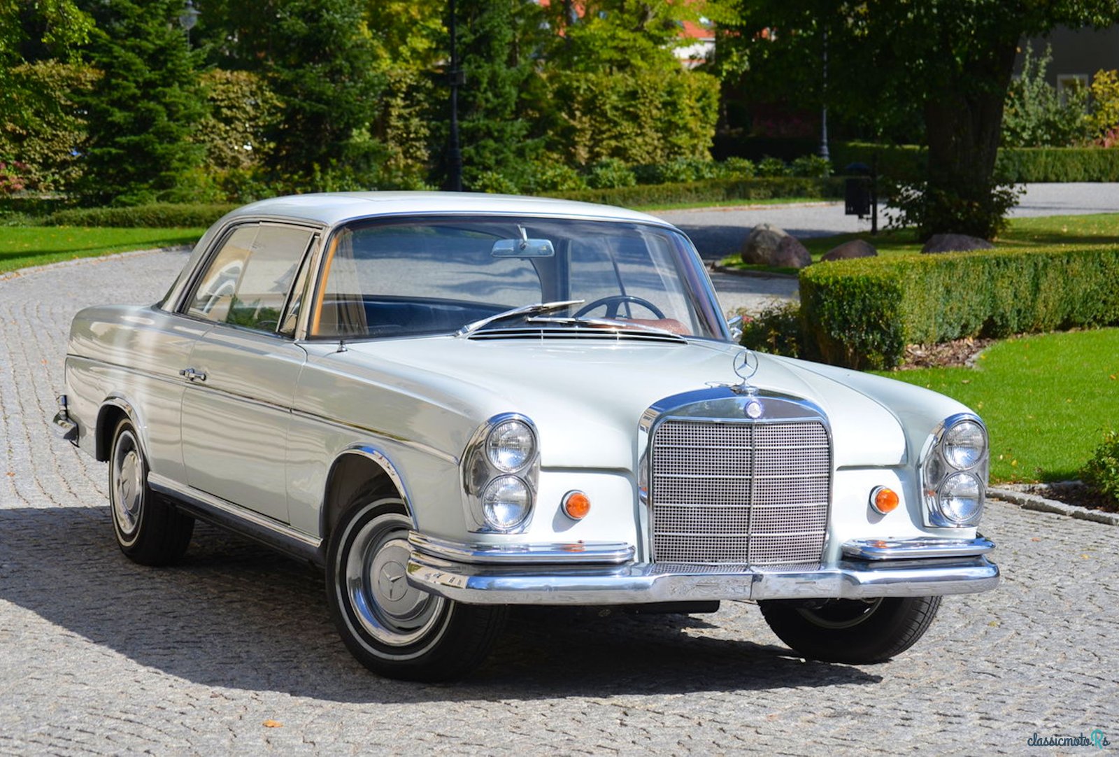 1967' Mercedes-Benz 250 photo #1