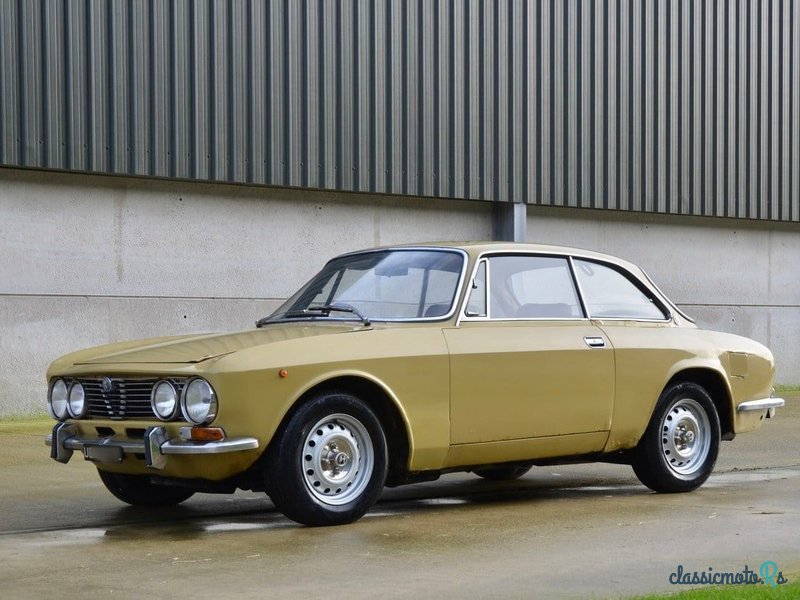 1972' Alfa Romeo 2000 photo #1