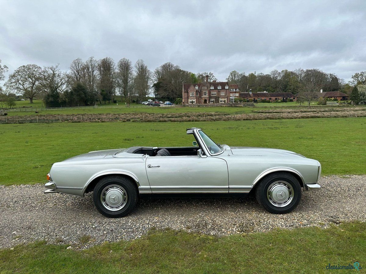 1970' Mercedes-Benz Sl Class photo #2