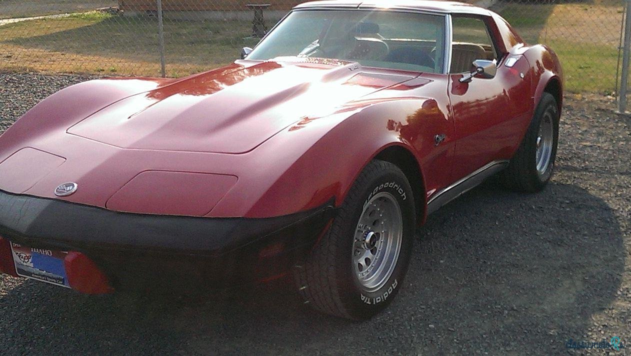1976' Chevrolet Corvette photo #2