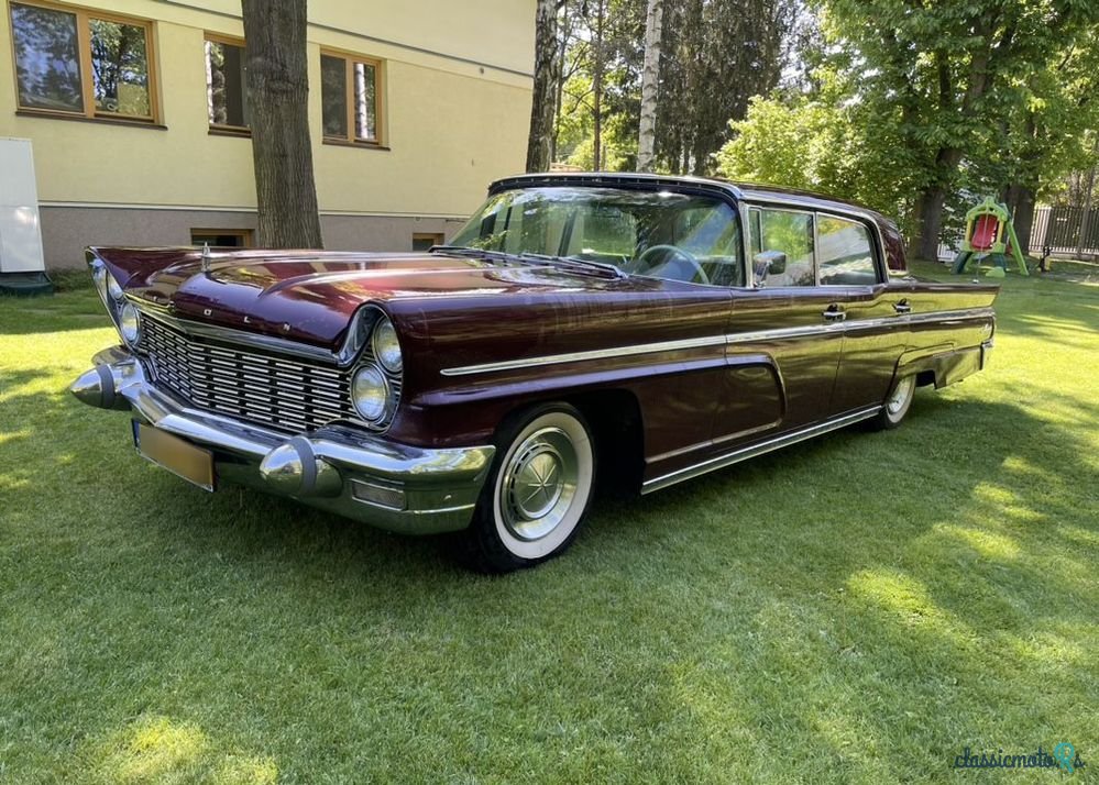 1960' Lincoln Continental photo #2