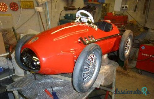 1950' Ferrari Pedal Car photo #1